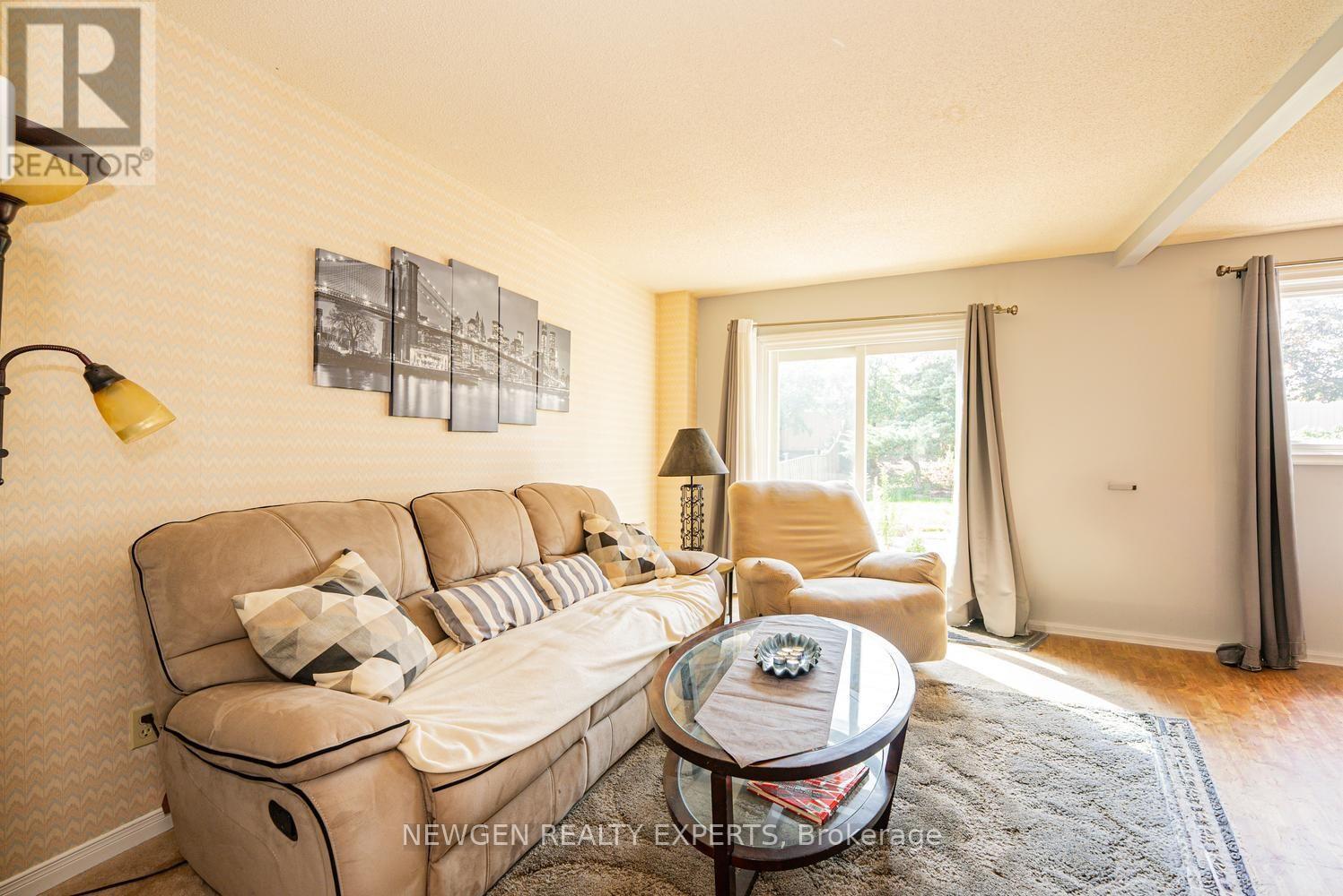 7022 Cordingley Crescent, Mississauga, Ontario  L5N 4Z5 - Photo 6 - W13559880