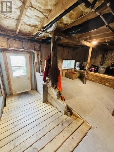 Photo 34