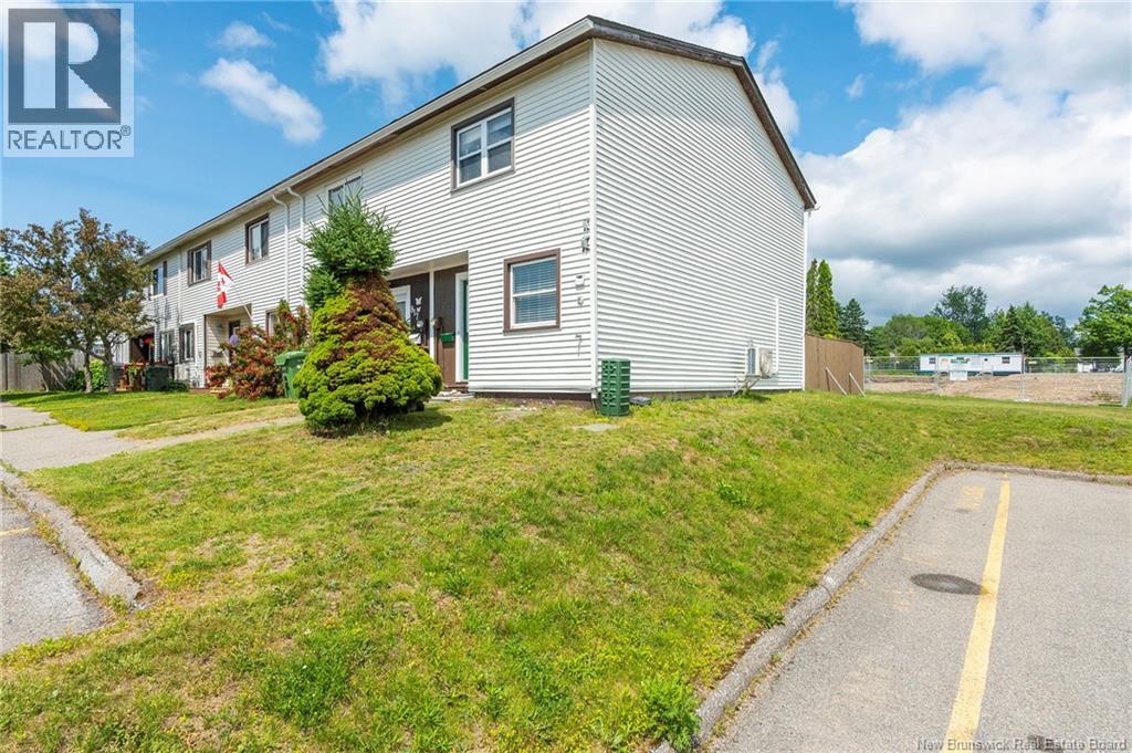 819 Highmeadow, Saint John