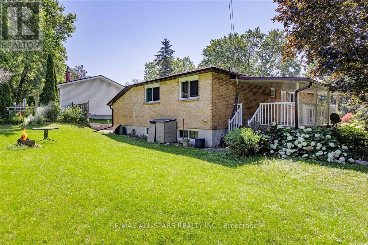 142 Parkview Road, Georgina, Ontario L4P 2J7 - Photo 8 - N13551142