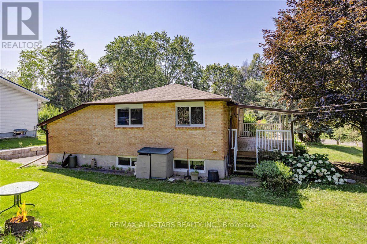 142 Parkview Road, Georgina, Ontario L4P 2J7 - Photo 9 - N13551142