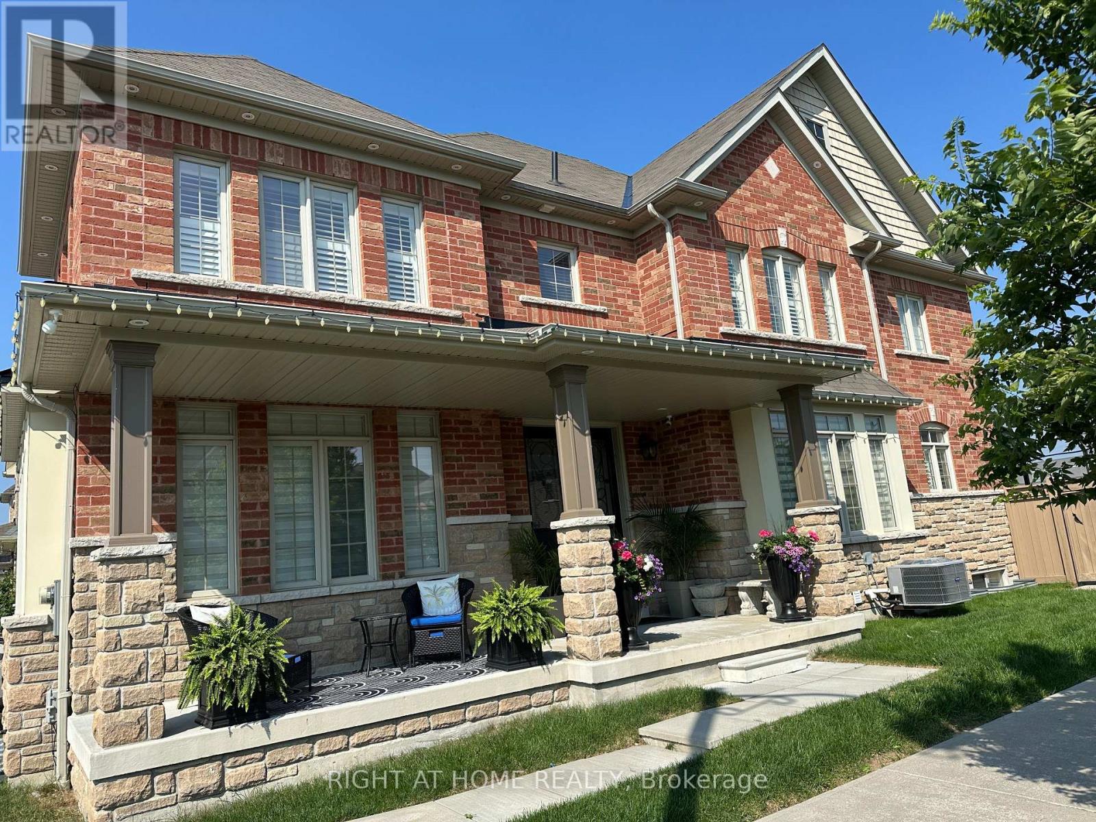 116 HURST DRIVE, Ajax (Northwest Ajax)