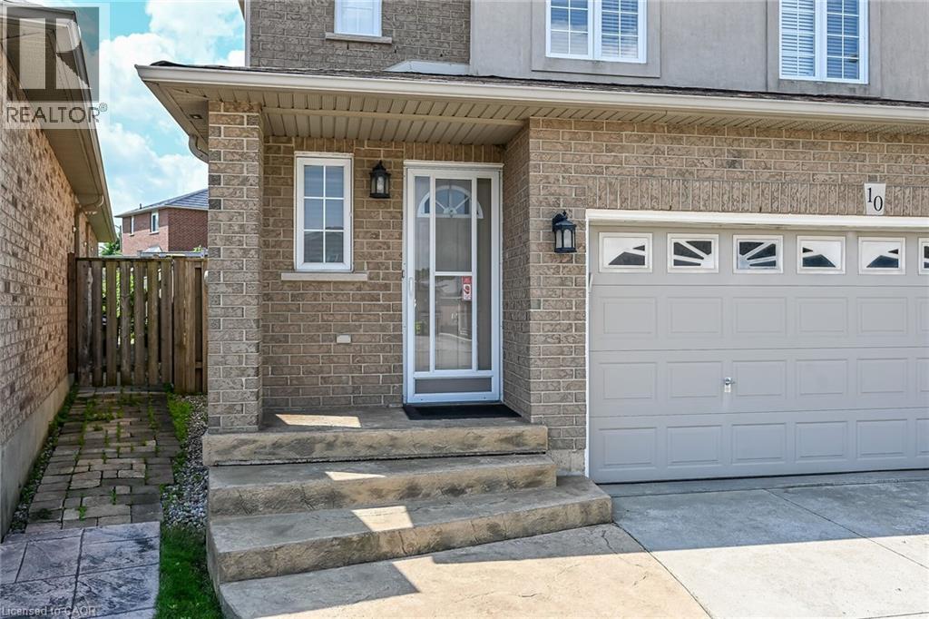 10 Morgante Court, Hamilton, Ontario  L9B 2W9 - Photo 4 - 40847451