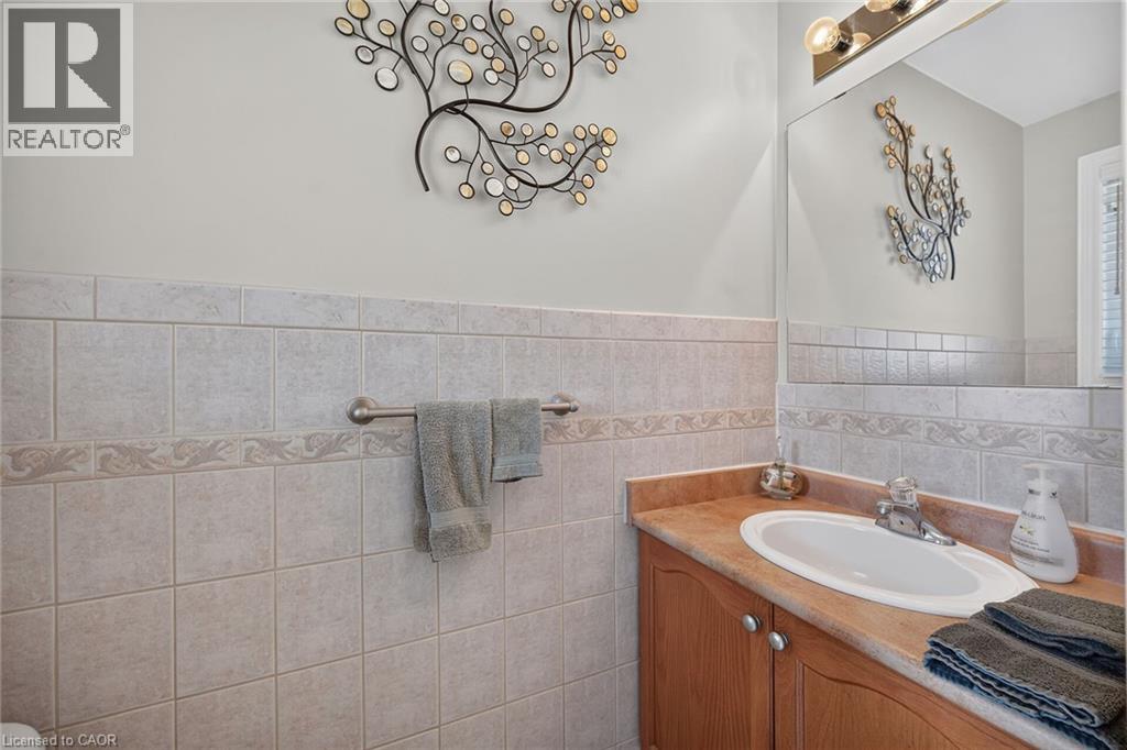 10 Morgante Court, Hamilton, Ontario  L9B 2W9 - Photo 6 - 40847451