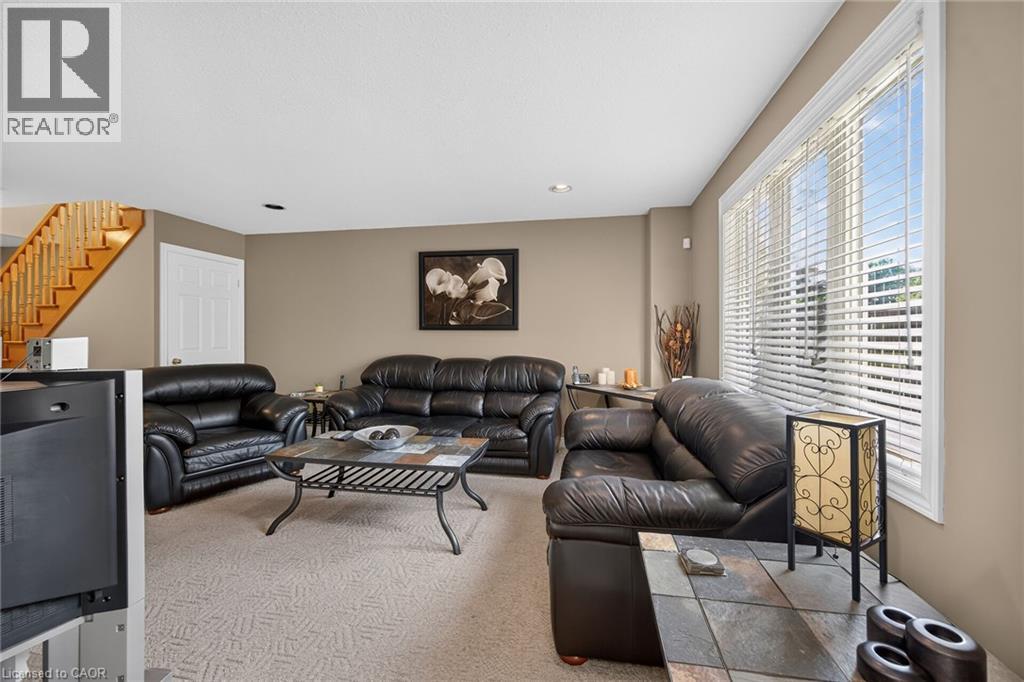 10 Morgante Court, Hamilton, Ontario  L9B 2W9 - Photo 12 - 40847451