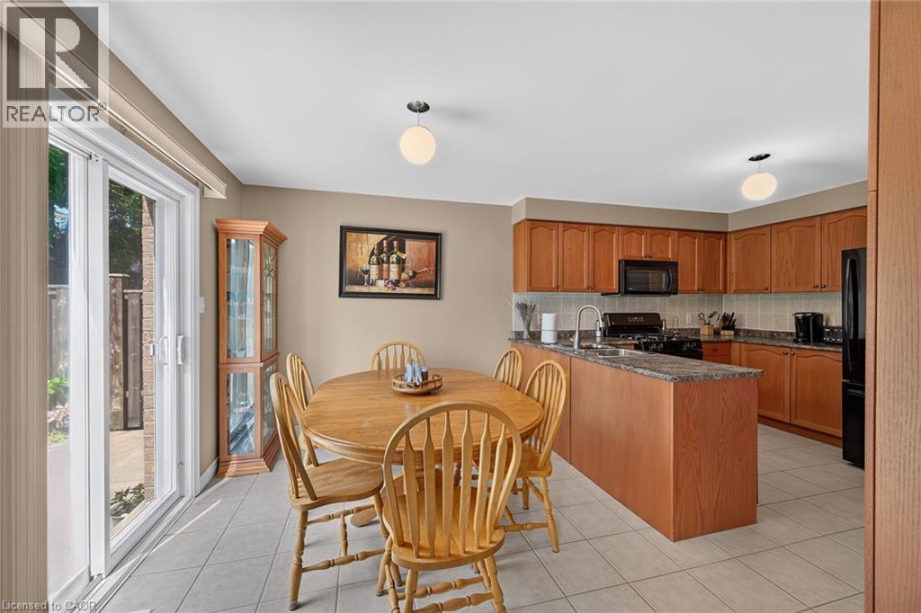 10 Morgante Court, Hamilton, Ontario  L9B 2W9 - Photo 15 - 40847451