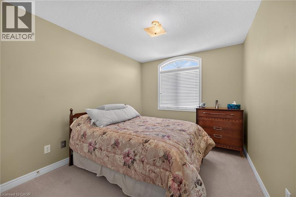 10 Morgante Court, Hamilton, Ontario  L9B 2W9 - Photo 32 - 40847451