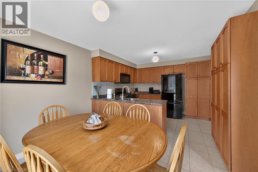 10 Morgante Court, Hamilton, Ontario  L9B 2W9 - Photo 16 - 40847451