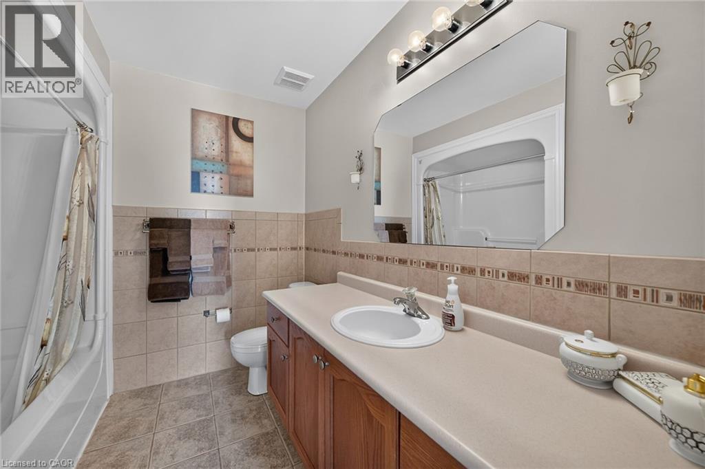 10 Morgante Court, Hamilton, Ontario  L9B 2W9 - Photo 36 - 40847451