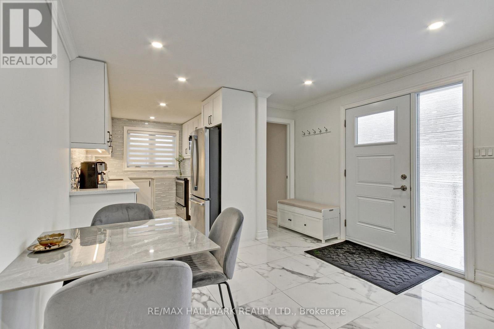 13 Patrick Drive, Aurora, Ontario  L4G 2A6 - Photo 16 - N13555346