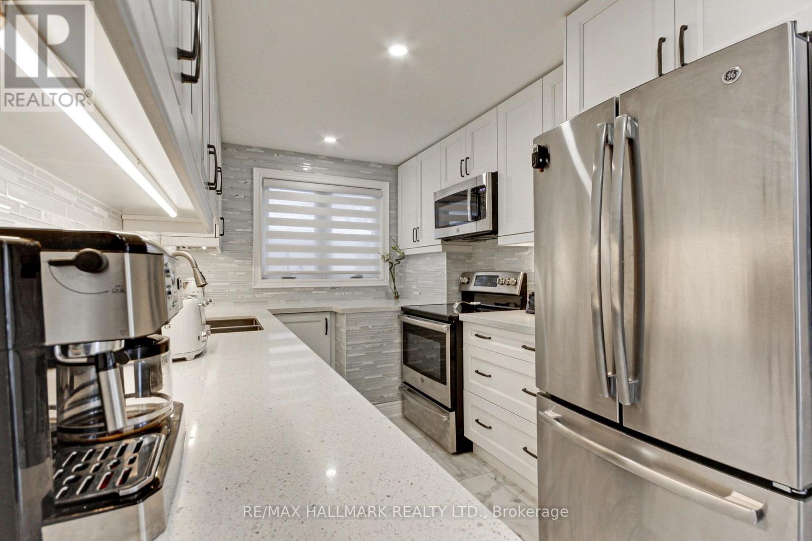 13 Patrick Drive, Aurora, Ontario  L4G 2A6 - Photo 20 - N13555346