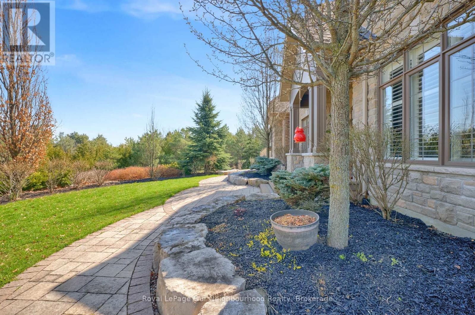 9 POWERS COURT, Clarington