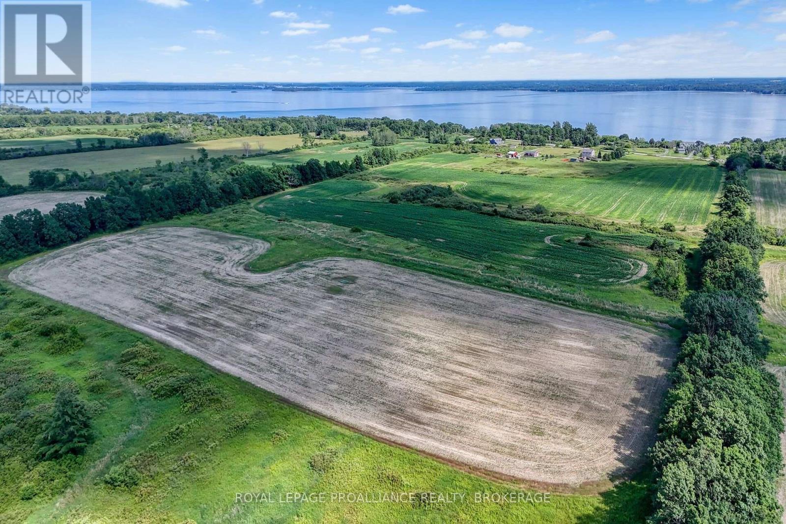 Pt Lt 14 & 15 Howe Island Drive, Frontenac Islands, Ontario K7G 2V6 - Photo 2 - X13559984