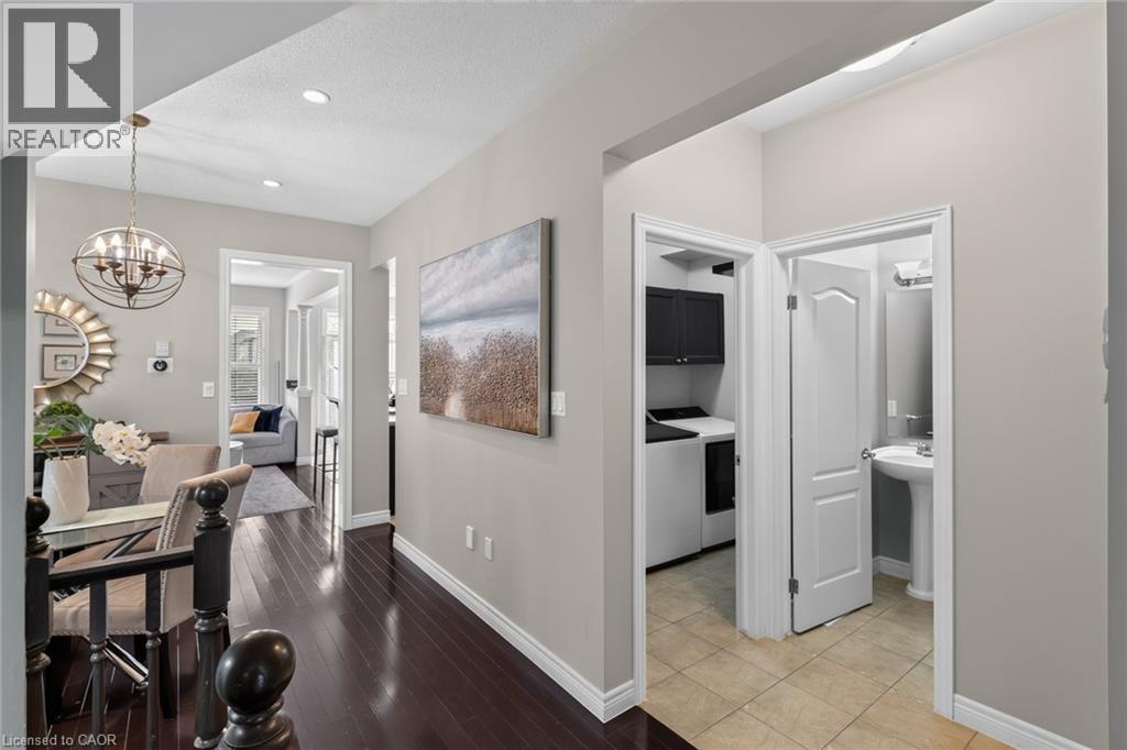 21 Summerberry Way, Hamilton, Ontario  L9B 0G2 - Photo 9 - 40844498