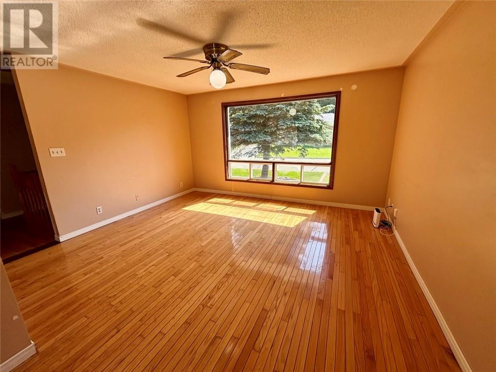 37 Rideau Avenue, Coniston, Ontario  P0M 1M0 - Photo 5 - 2129194