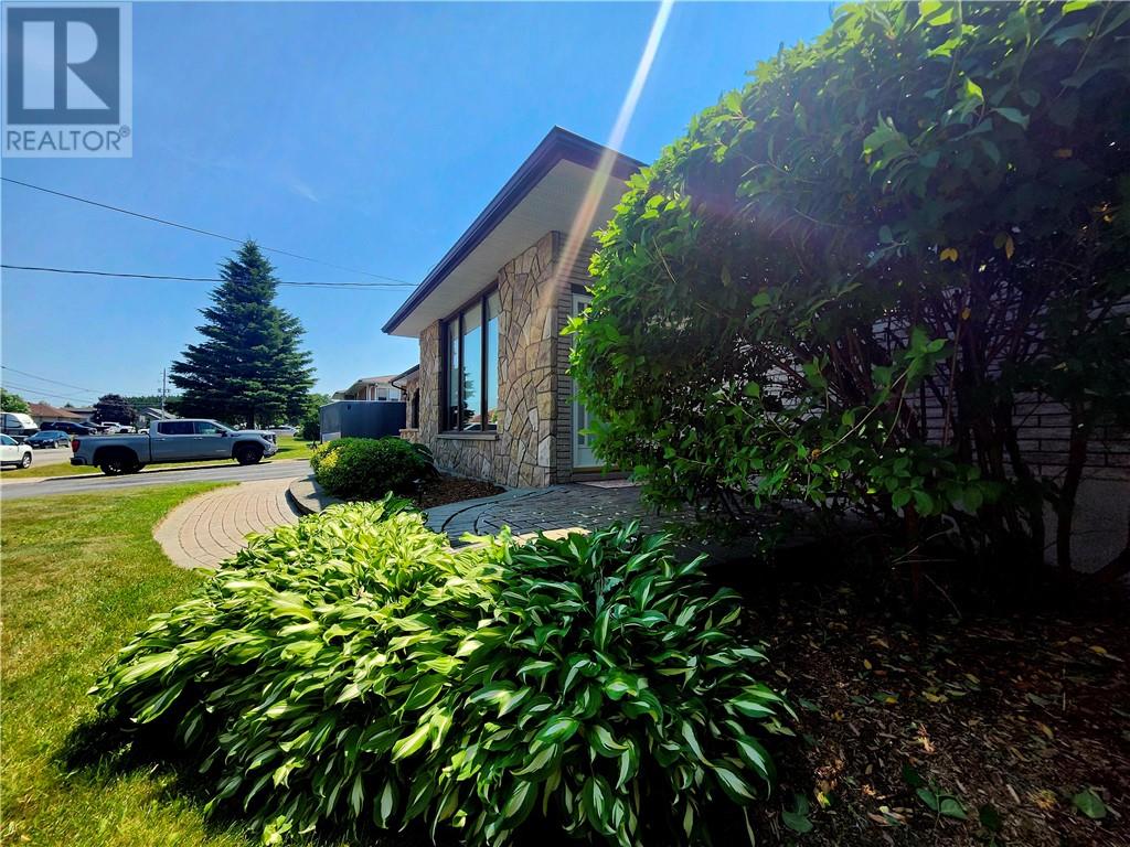 43 Ontario Street, Chelmsford, Ontario  P0M 1L0 - Photo 52 - 2129190