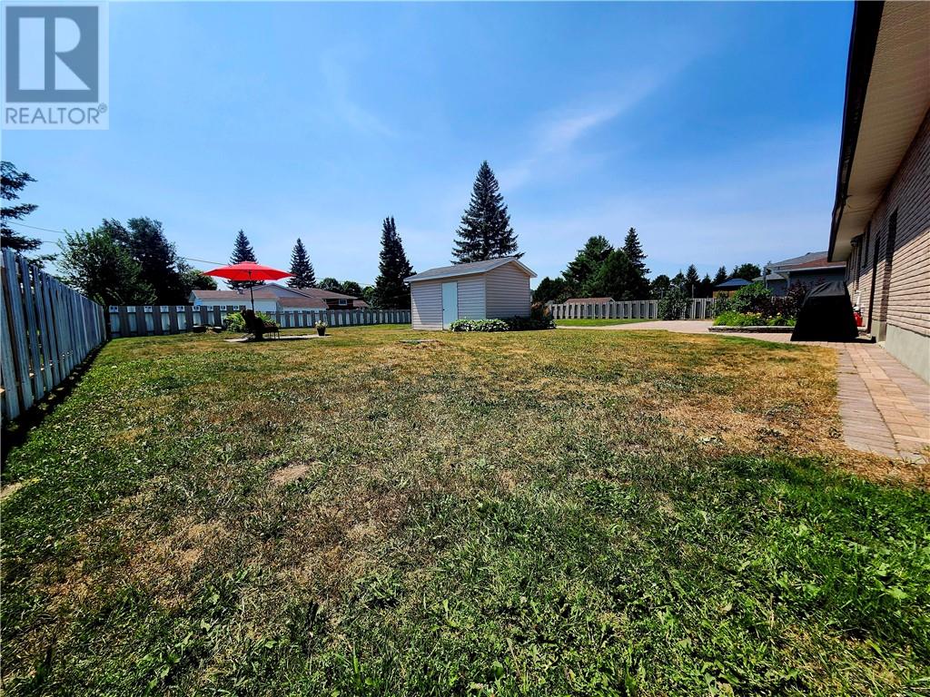 43 Ontario Street, Chelmsford, Ontario  P0M 1L0 - Photo 59 - 2129190