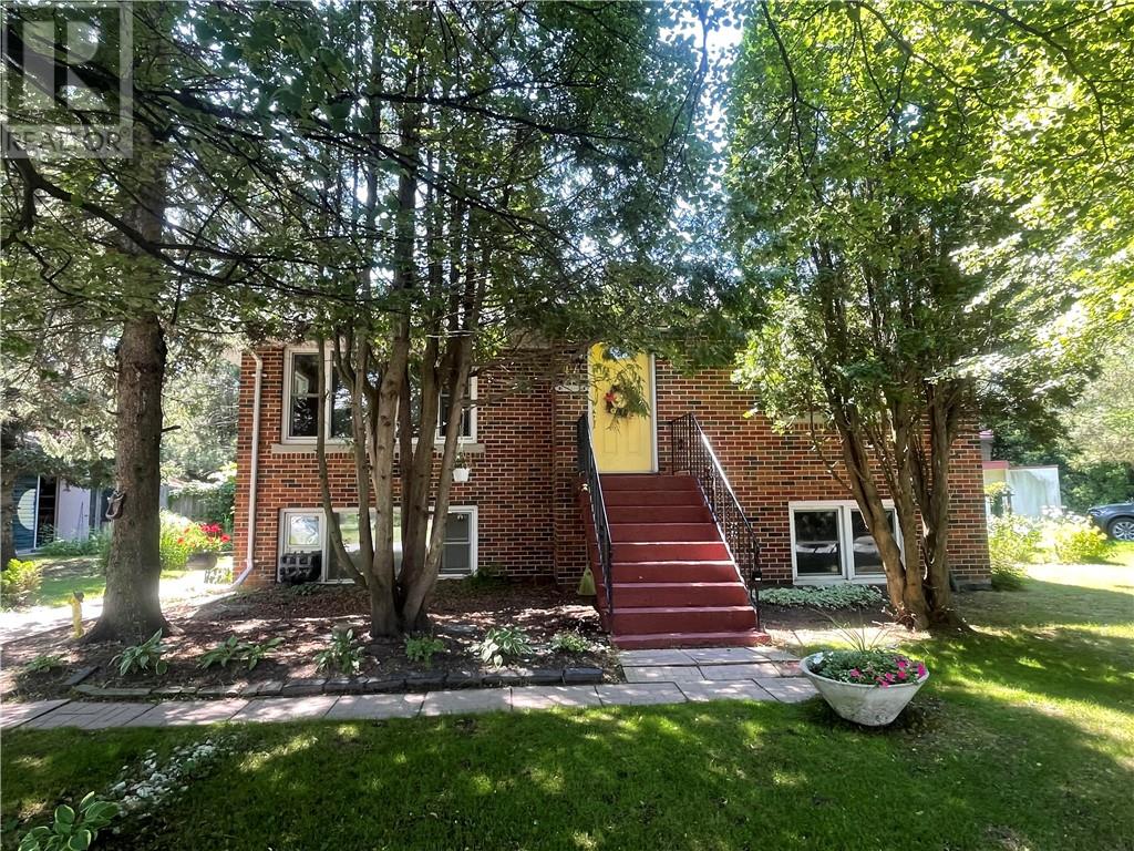 47 Porter Street, Sudbury, Ontario  P3A 1C8 - Photo 2 - 2129089