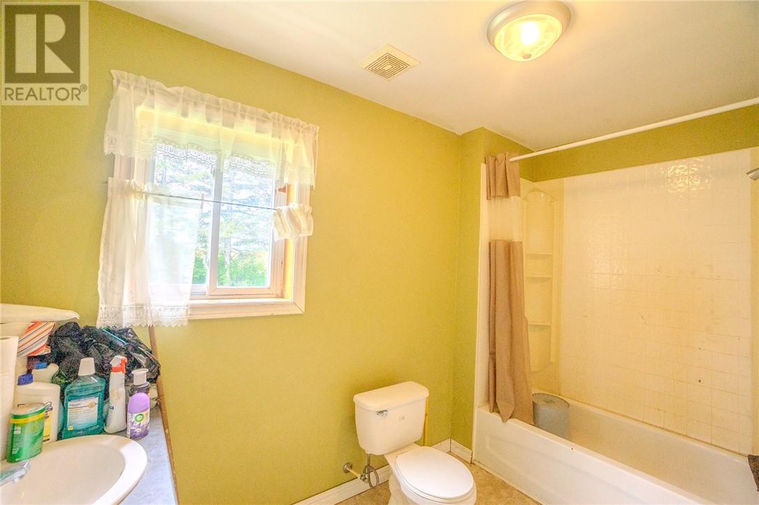 262 St Pothier Road, Whitefish, Ontario  P0M 3E0 - Photo 25 - 2129036