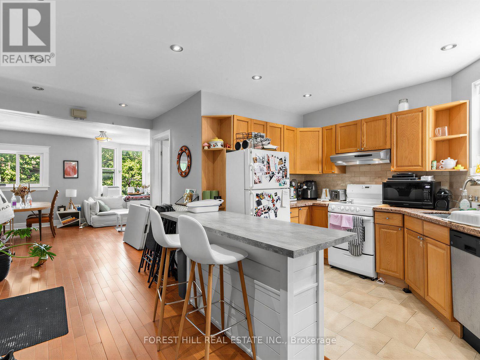 2 - 12 Salem Avenue, Toronto, Ontario  M6H 3C1 - Photo 13 - W13540028