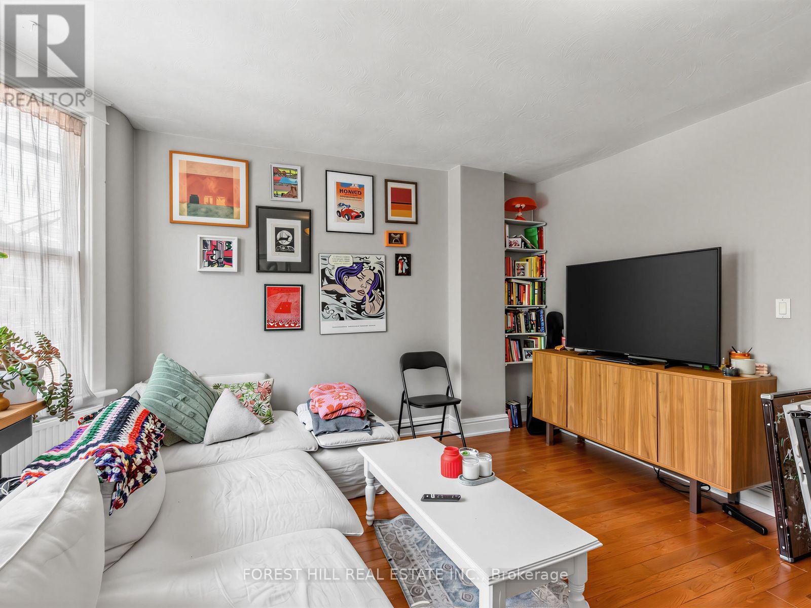 2 - 12 Salem Avenue, Toronto, Ontario  M6H 3C1 - Photo 7 - W13540028