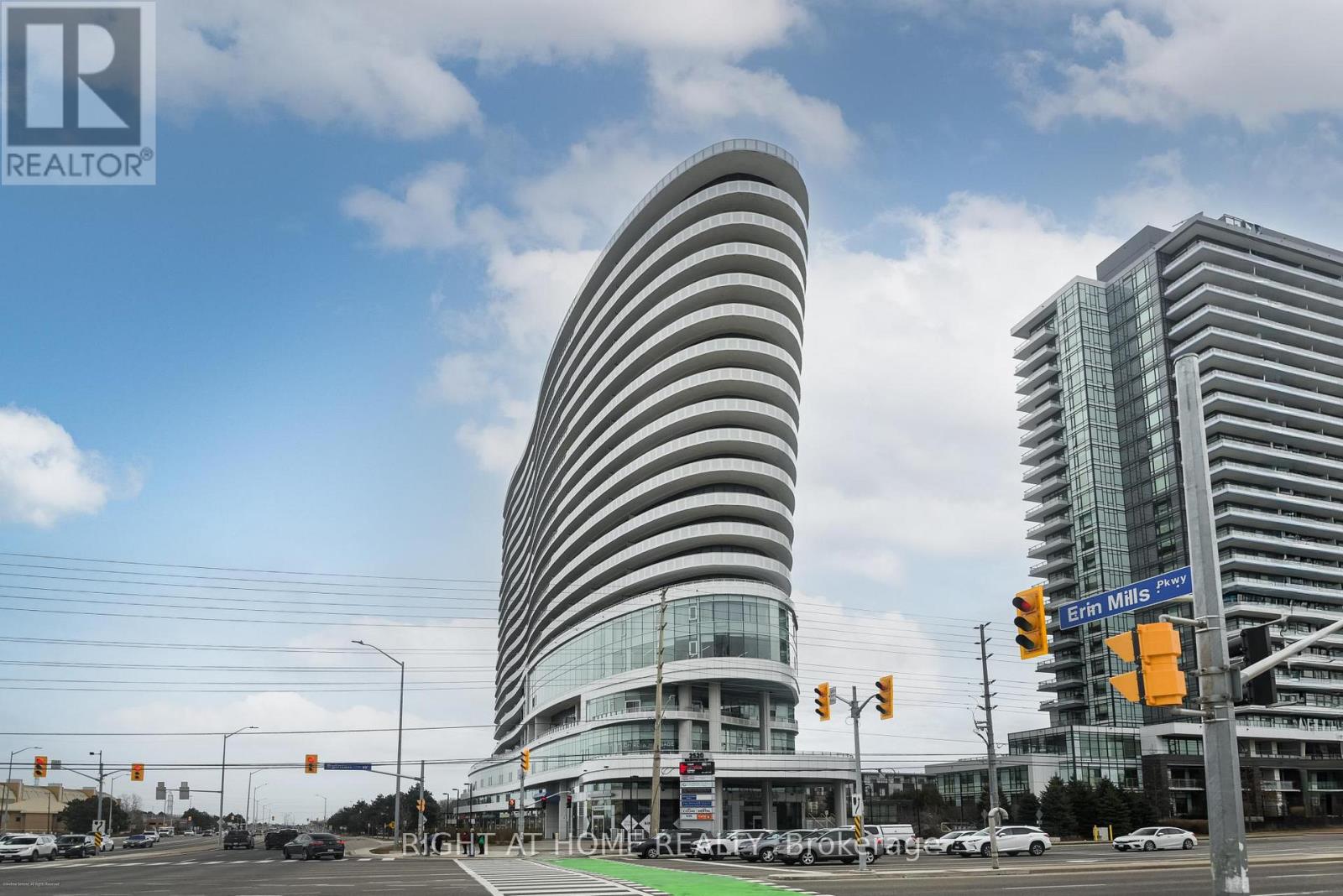 1602 - 2520 EGLINTON AVENUE W, Mississauga (Central Erin Mills)