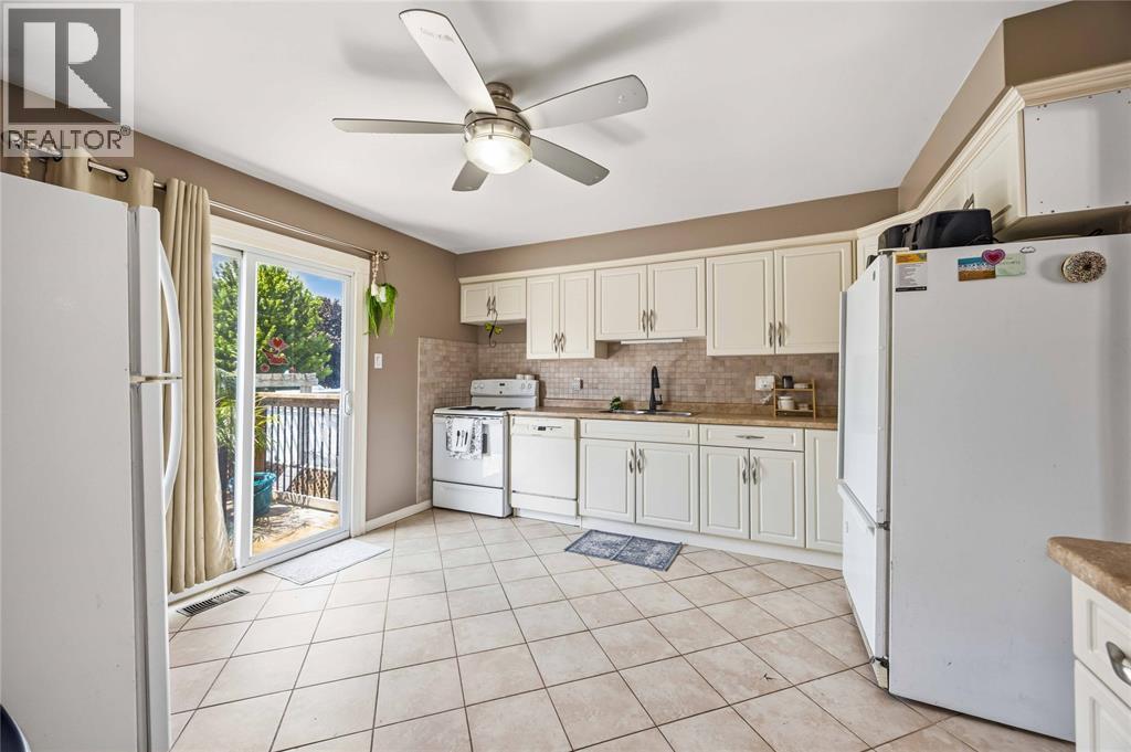 497 Albert Boulevard, St Clair photo 10