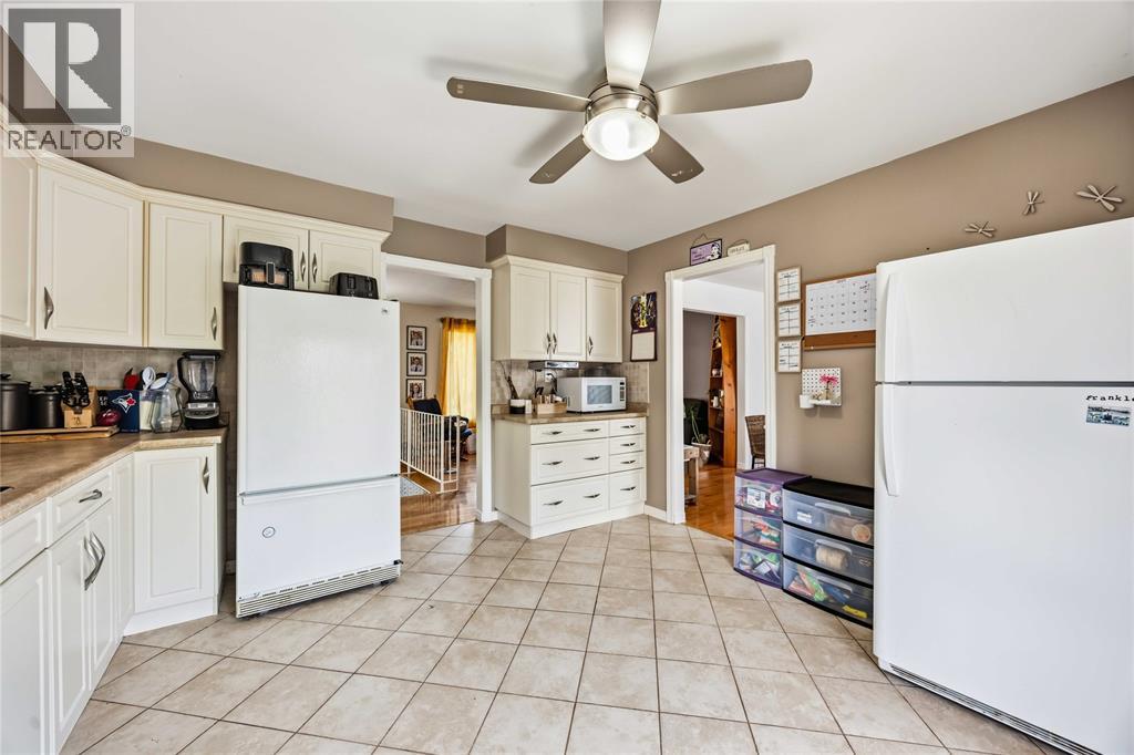 497 Albert Boulevard, St Clair photo 12