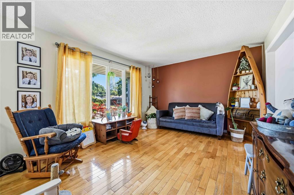 497 Albert Boulevard, St Clair photo 4