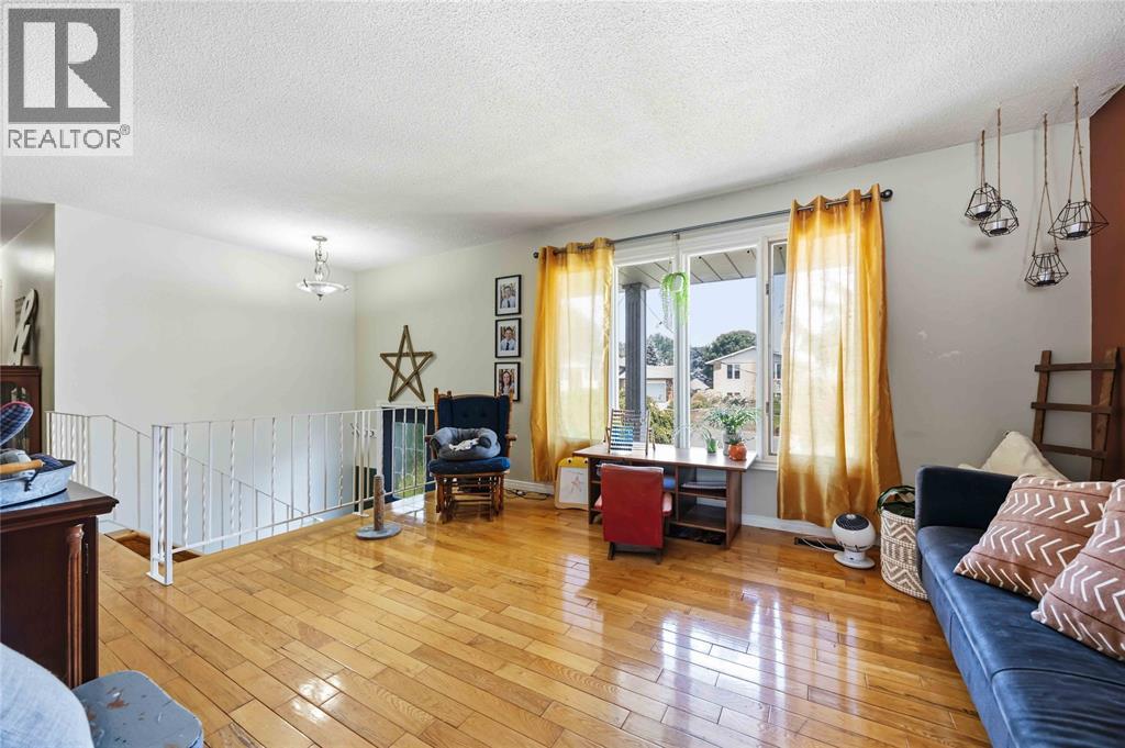 497 Albert Boulevard, St Clair photo 7