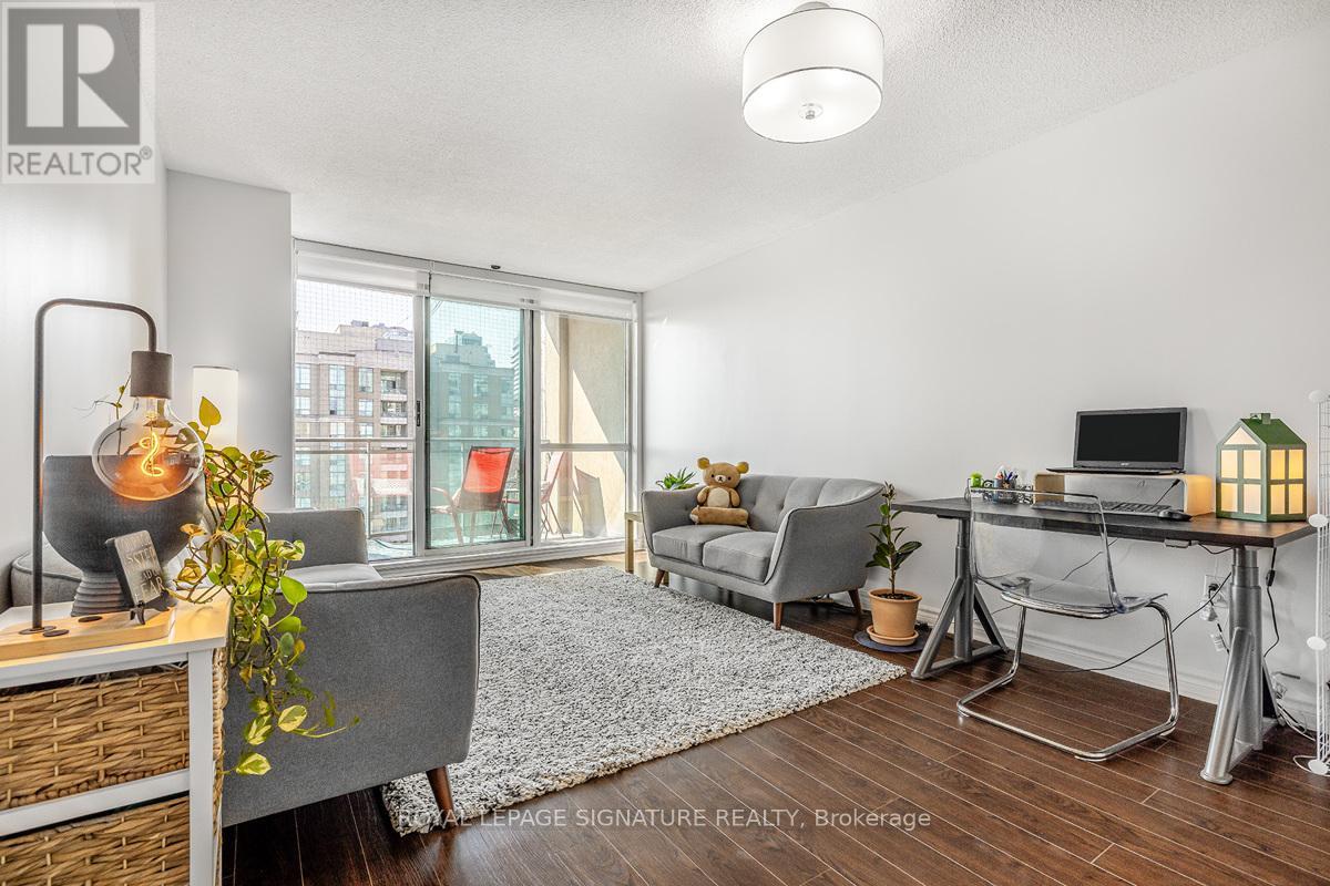 Uph3 - 8 Pemberton Avenue, Toronto, Ontario  M2M 4K8 - Photo 2 - C13560122