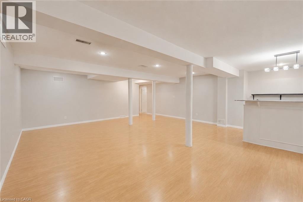 409 Jacqueline Boulevard, Hamilton, Ontario  L9B 2T4 - Photo 25 - 40845277