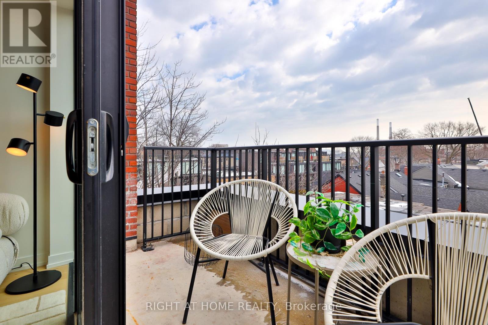 205 - 761 Queen Street E, Toronto, Ontario  M4M 1H3 - Photo 16 - E13560082