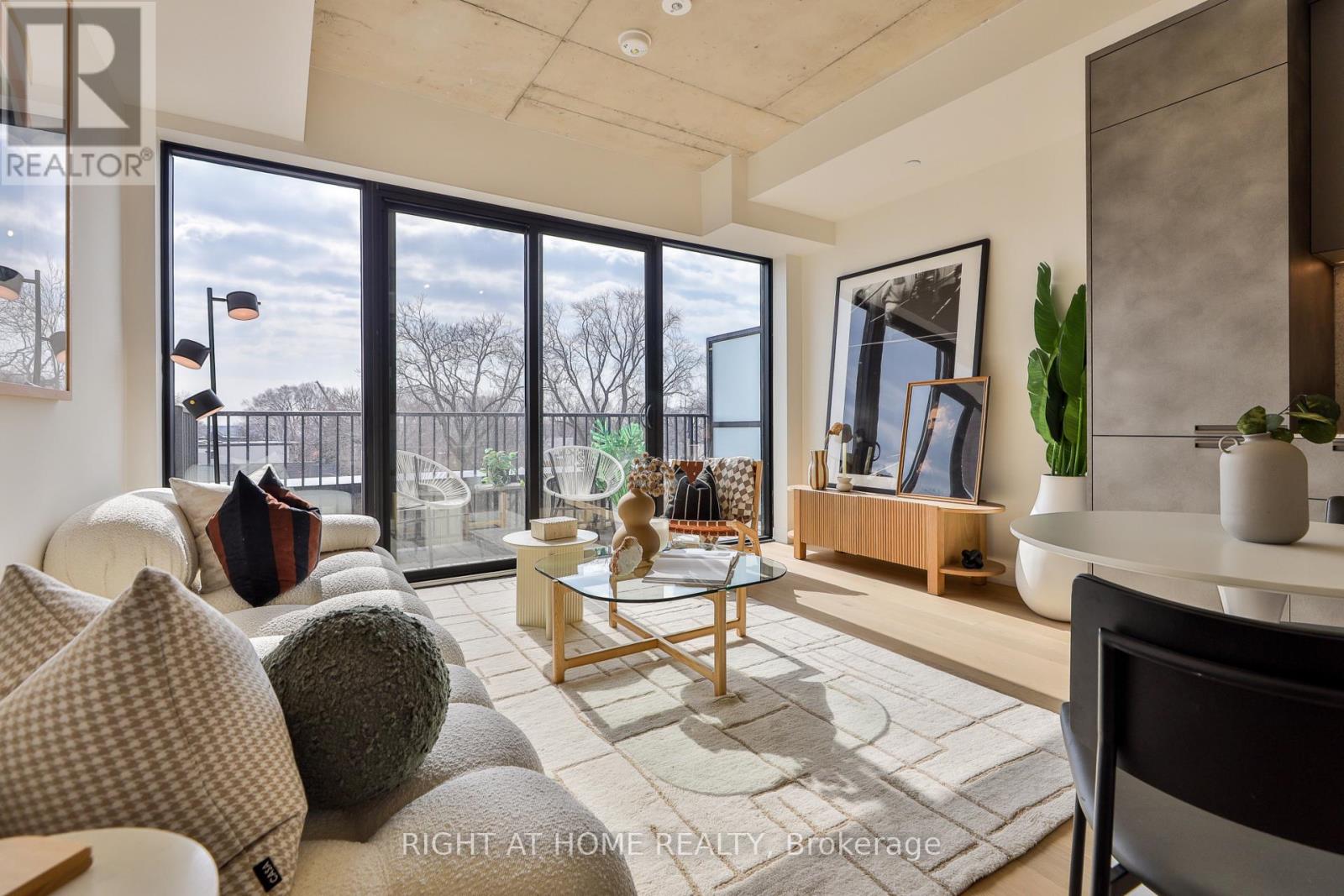 205 - 761 Queen Street E, Toronto, Ontario  M4M 1H3 - Photo 2 - E13560082