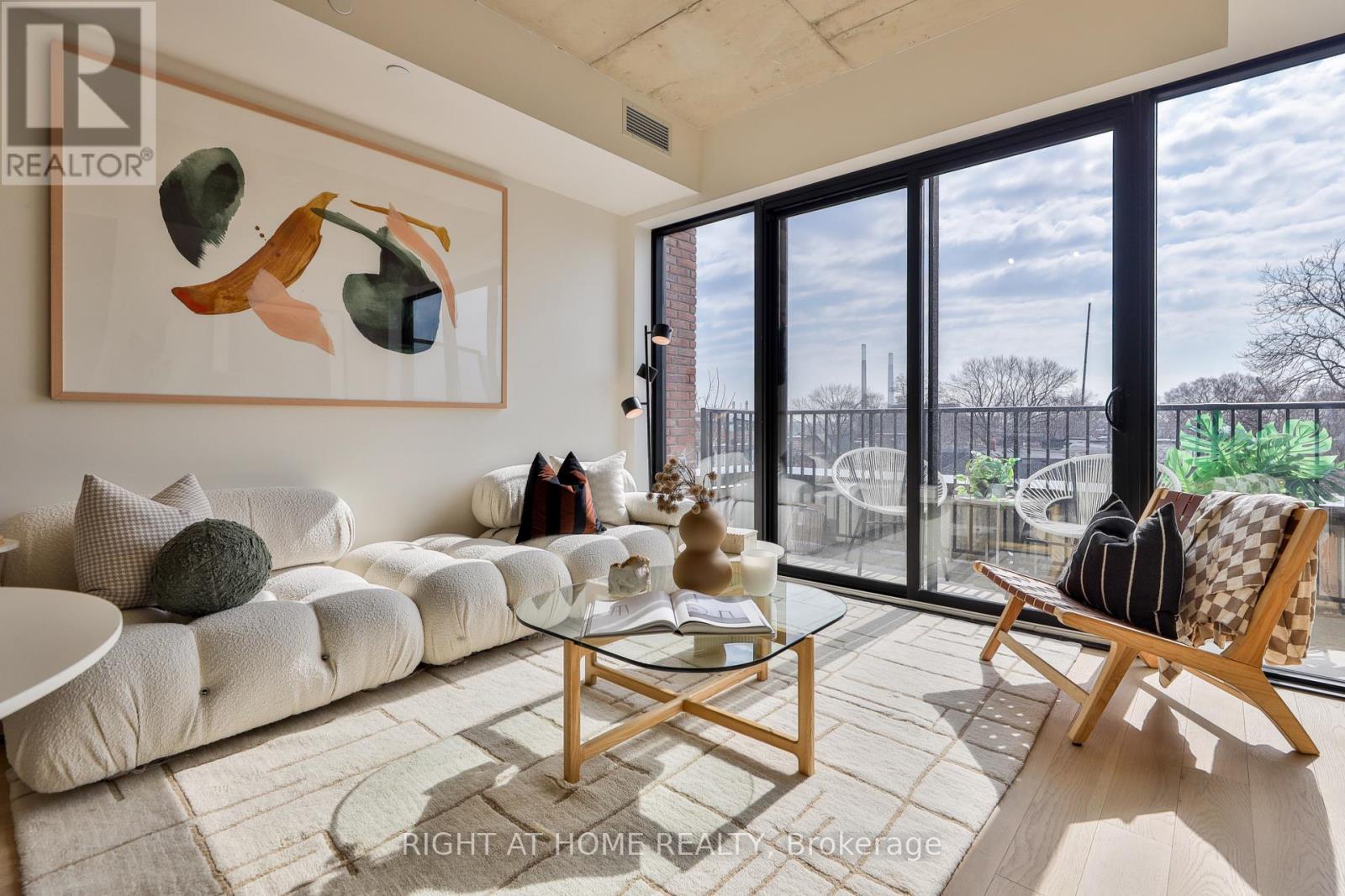 205 - 761 Queen Street E, Toronto, Ontario  M4M 1H3 - Photo 3 - E13560082