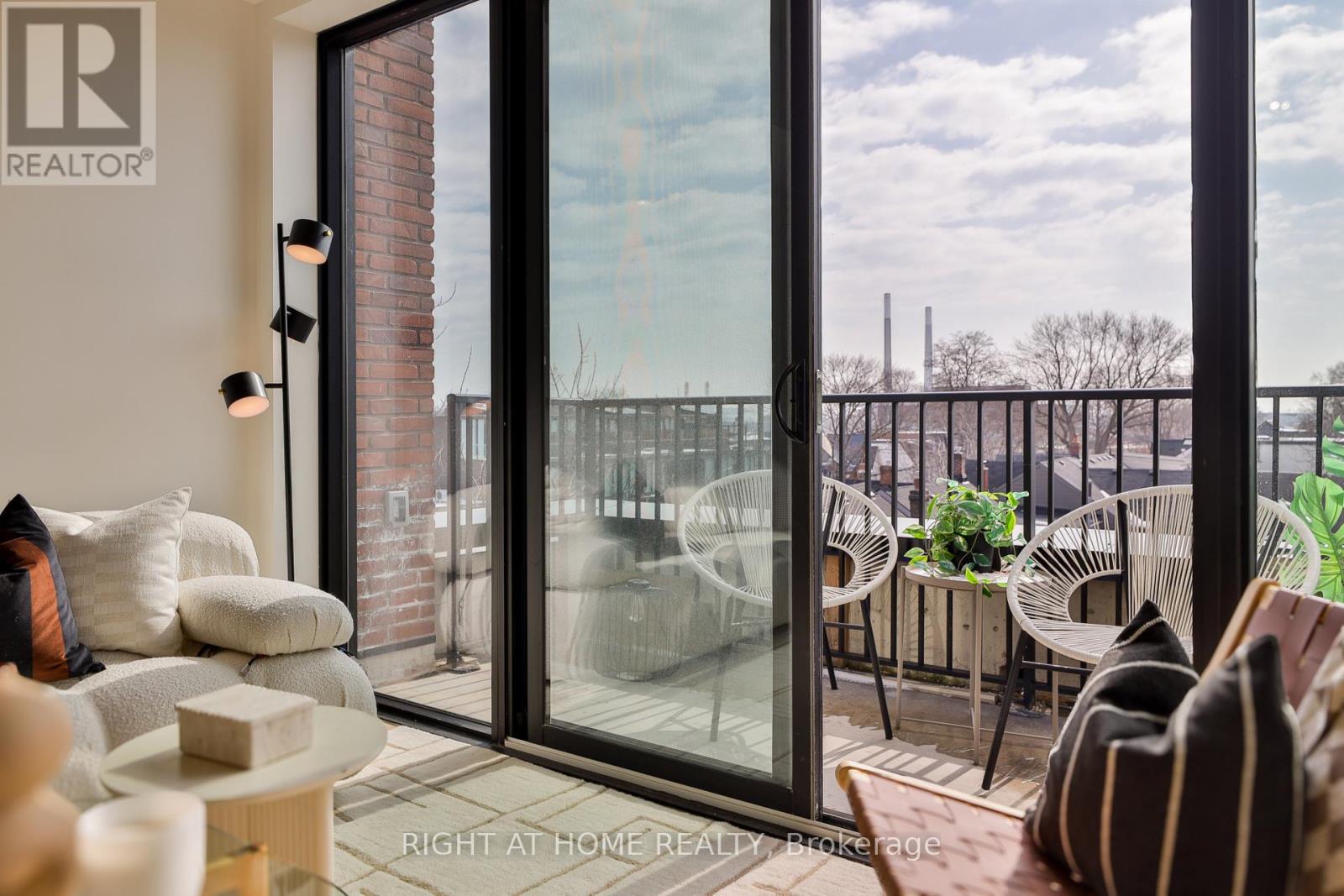 205 - 761 Queen Street E, Toronto, Ontario  M4M 1H3 - Photo 5 - E13560082