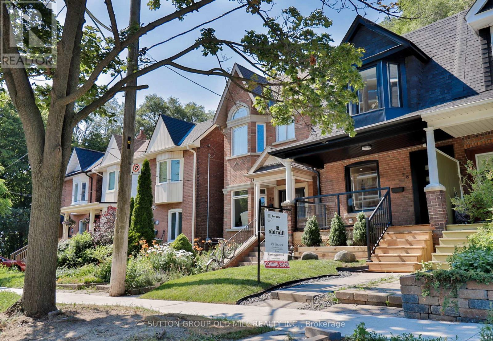 28 Eastmount Avenue, Toronto, Ontario  M4K 1V1 - Photo 1 - E13560100