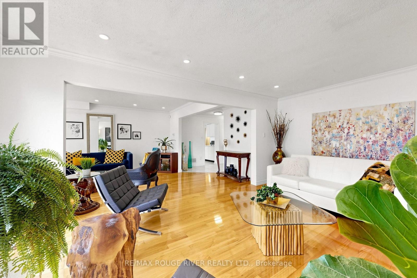 4 Atrium Lane, Toronto, Ontario  M1B 4T3 - Photo 15 - E13560146