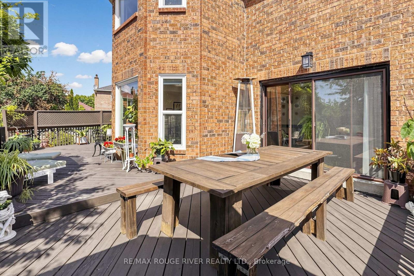 4 Atrium Lane, Toronto, Ontario  M1B 4T3 - Photo 44 - E13560146