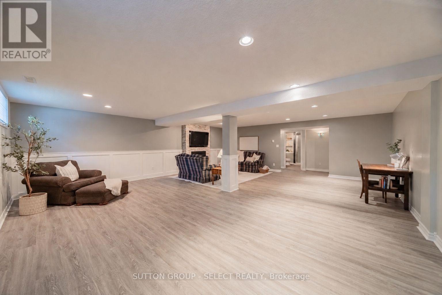 581 Inverness Avenue, London North, Ontario  N6H 5R3 - Photo 37 - X13560018
