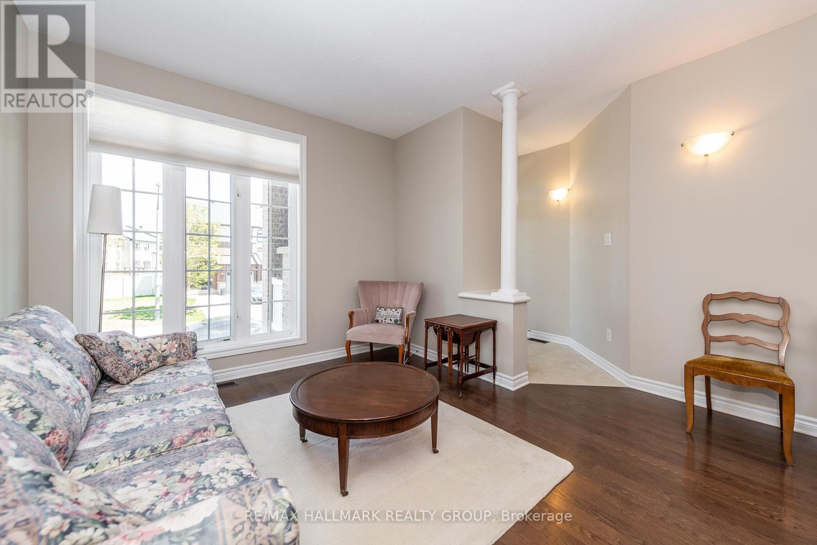 226 Kinghaven Crescent, Ottawa, Ontario  K2M 0C2 - Photo 2 - X13559994