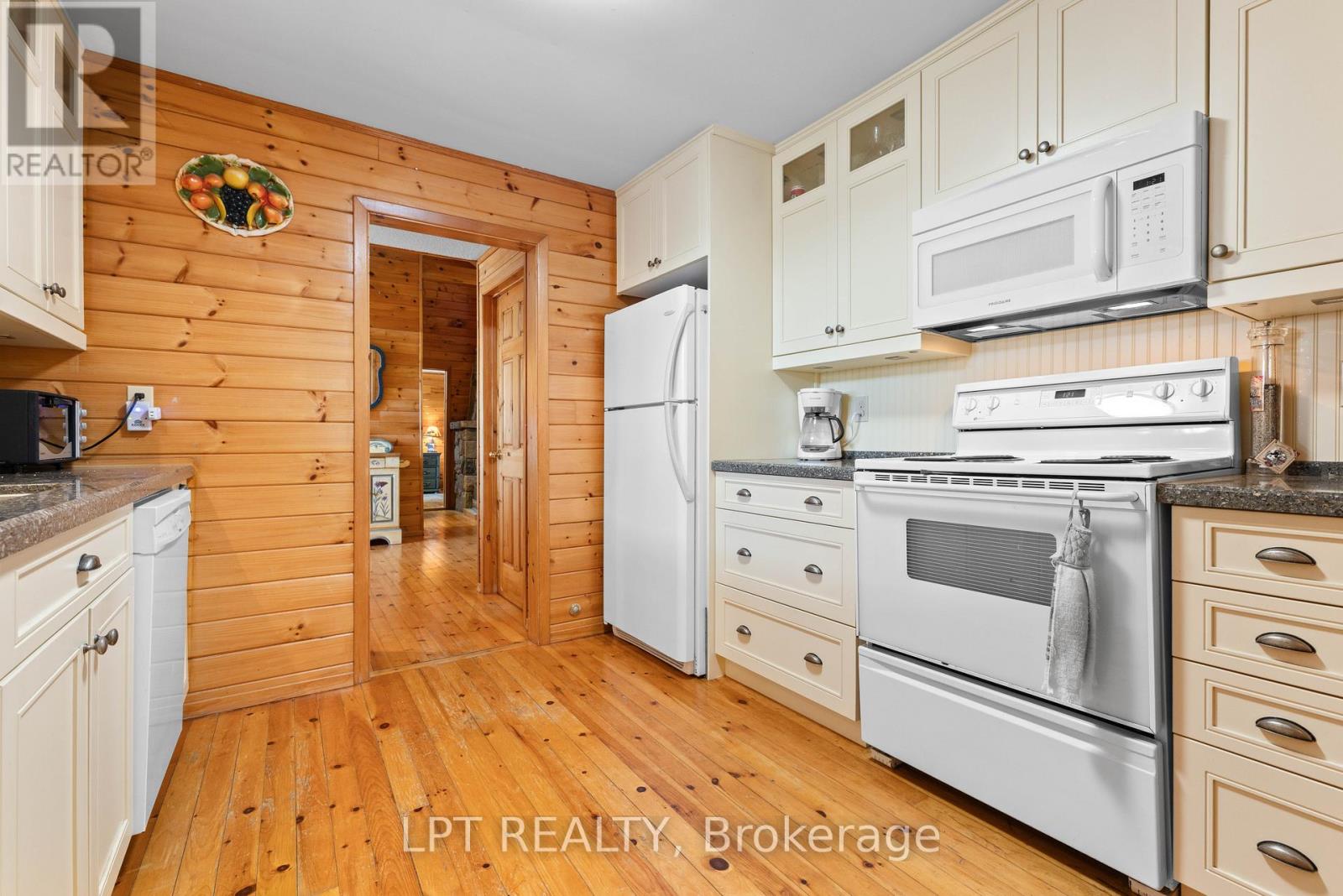 25300 Maple Beach Road, Brock, Ontario  L0K 1A0 - Photo 20 - N13560022