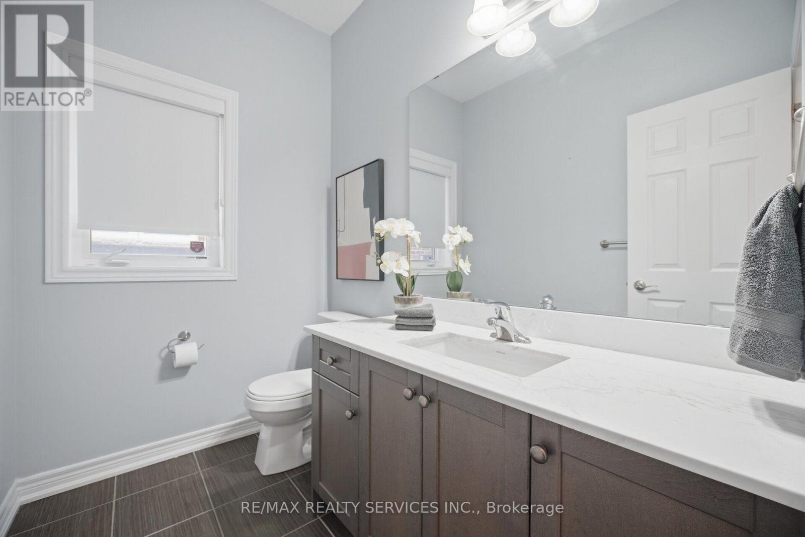 164 Bonnieglen Farm Boulevard, Caledon, Ontario  L7C 4B9 - Photo 23 - W13560064