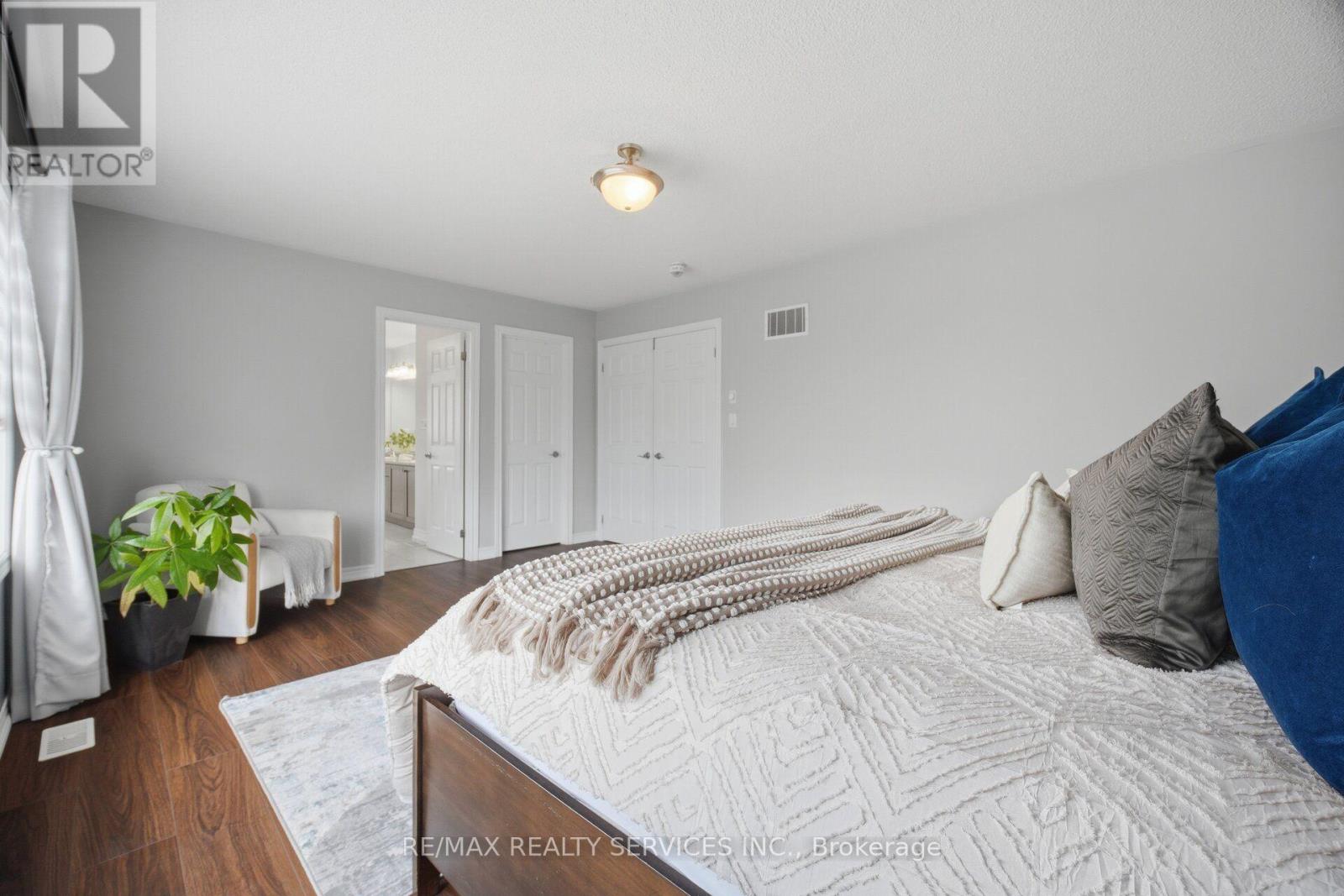 164 Bonnieglen Farm Boulevard, Caledon, Ontario  L7C 4B9 - Photo 29 - W13560064
