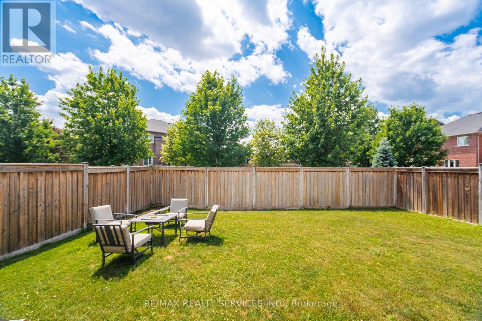 164 Bonnieglen Farm Boulevard, Caledon, Ontario  L7C 4B9 - Photo 45 - W13560064