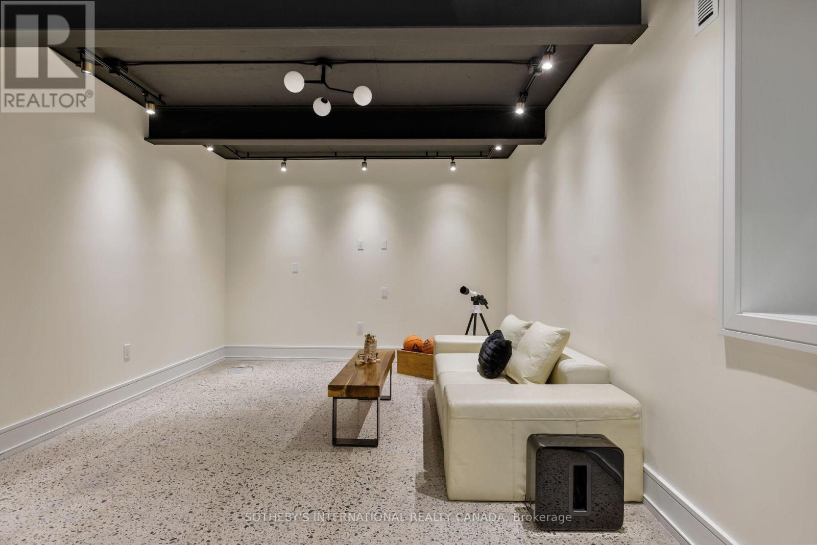 85 Kingsway Crescent, Toronto, Ontario  M8X 2R8 - Photo 41 - W13560136