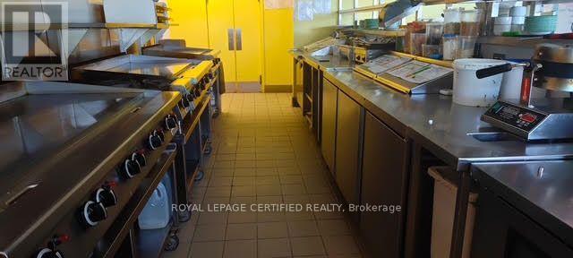 595 St. Clair Street, Chatham-Kent, Ontario  N7L 3L3 - Photo 8 - X13557776