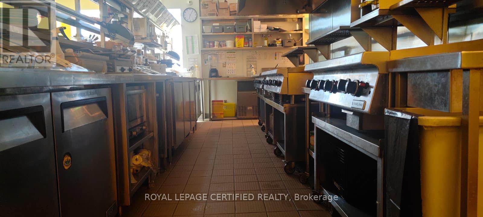 595 St. Clair Street, Chatham-Kent, Ontario  N7L 3L3 - Photo 9 - X13557776