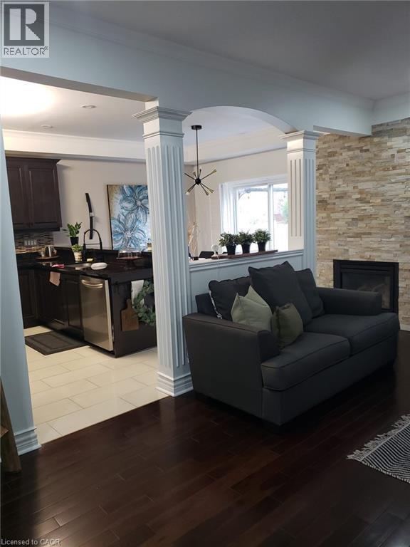 16 Signal Hill Pathway, Stoney Creek, Ontario  L8E 0B7 - Photo 7 - 40845102