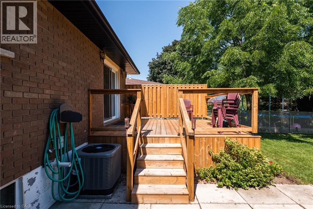 1315 Rosemary Crescent, Burlington, Ontario  L7P 2P3 - Photo 26 - 40847296